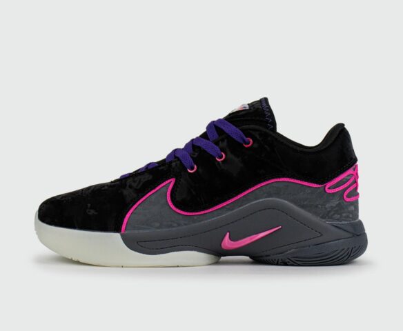 Nike Lebron 22 Blacklight